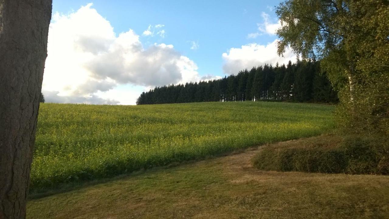 Blick In Die Suedeifel Biersdorf エクステリア 写真