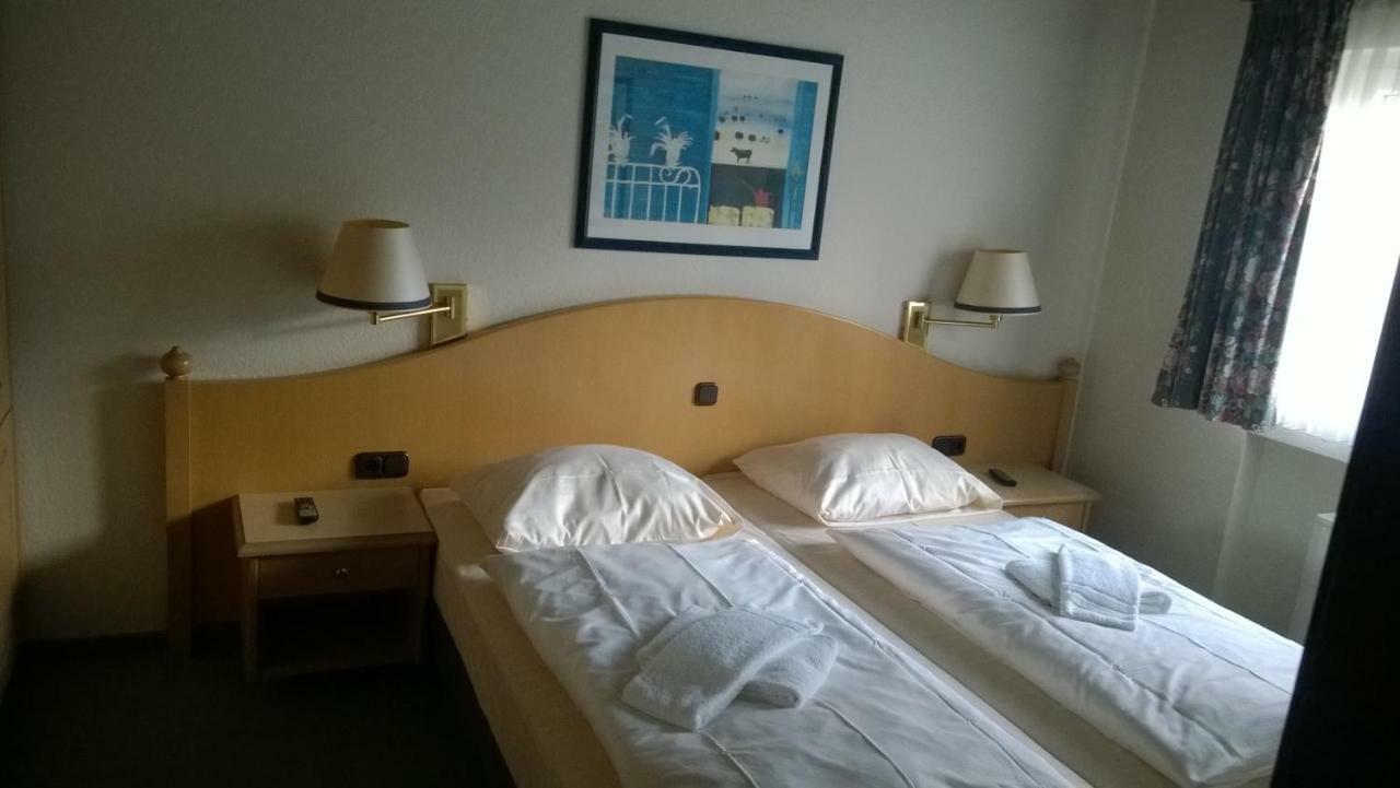 Blick In Die Suedeifel Biersdorf エクステリア 写真