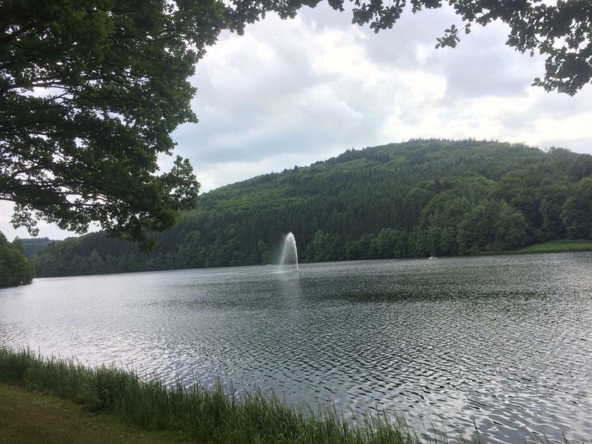 Blick In Die Suedeifel Biersdorf エクステリア 写真
